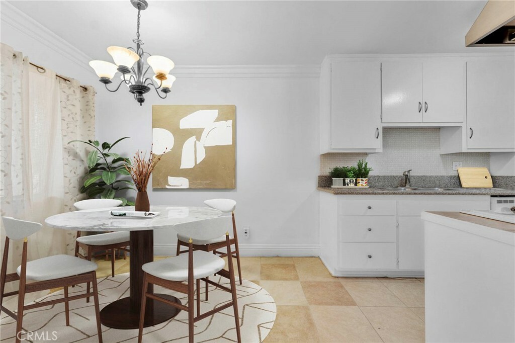 Property Photo: 7000 S La Cienega Boulevard 13 CA 90302