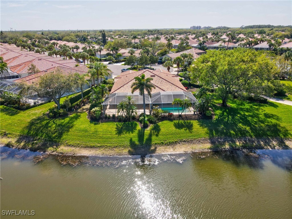Property Photo: 5065 Ventura Court FL 34109
