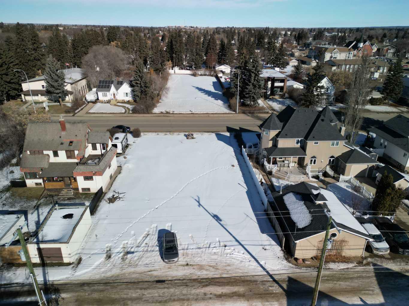 Property Photo: 5331 50 Avenue AB T4L 1S6