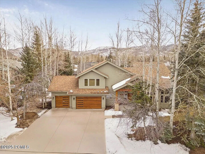 Property Photo: 3001 American Saddler Drive UT 84060