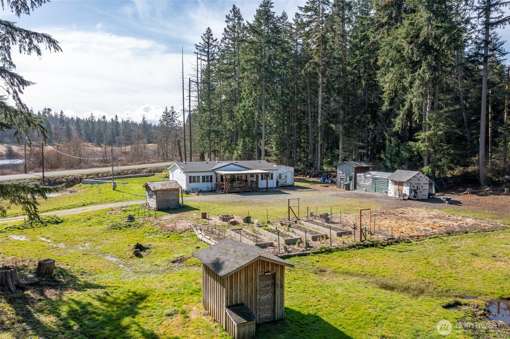 Property Photo:  3335  Cougar Lane  WA 98277 