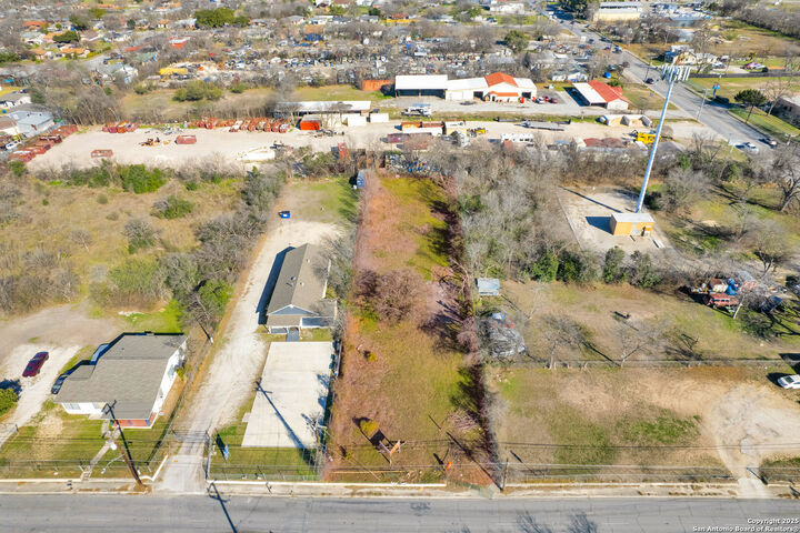 Property Photo:  126 NW 36th  TX 78237 