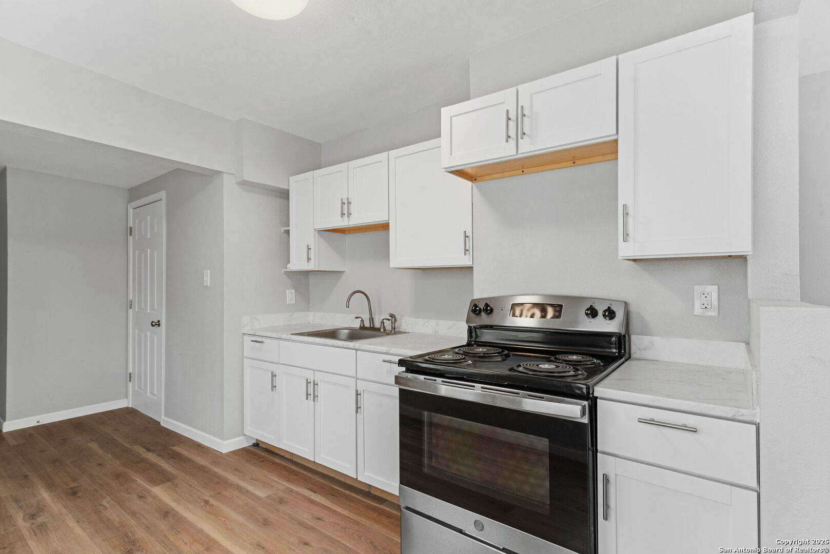 Property Photo: 623 Blaine TX 78202