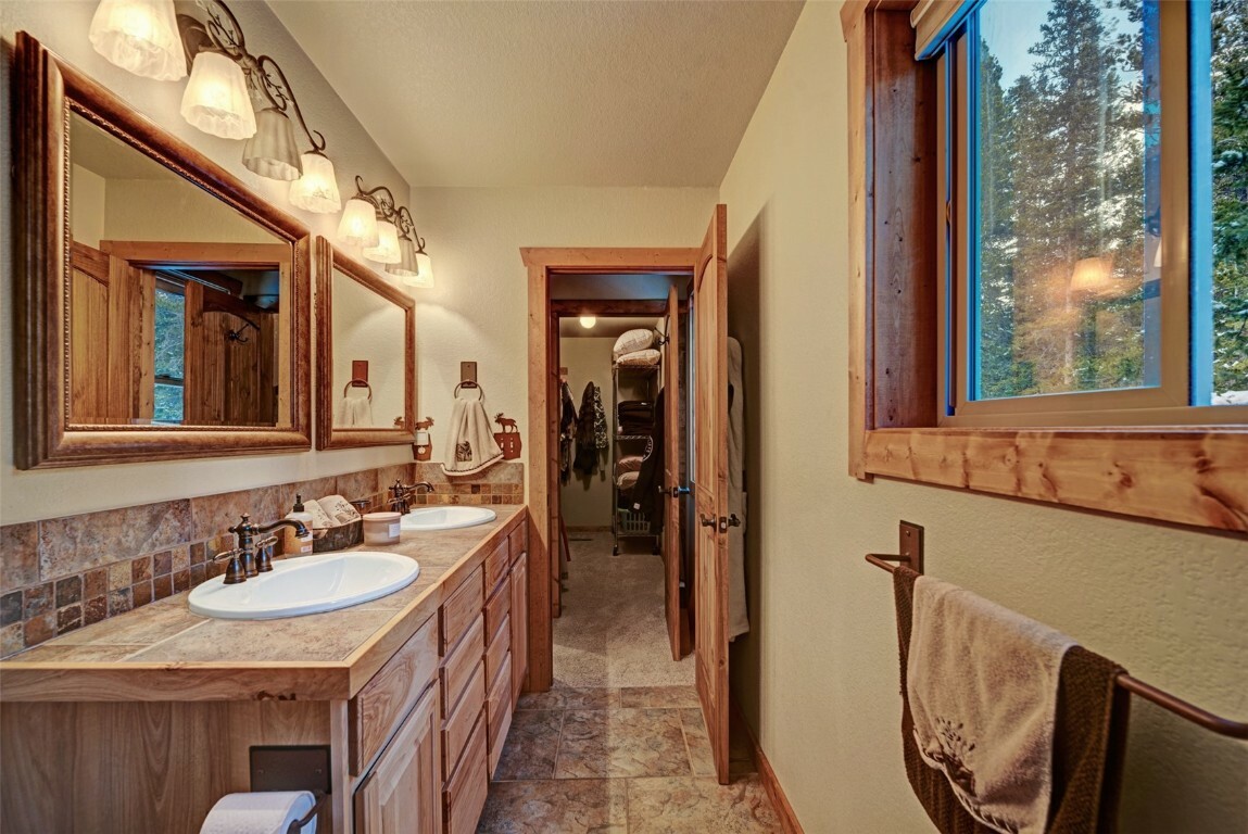 Property Photo: 199 Sacramento Drive CO 80440