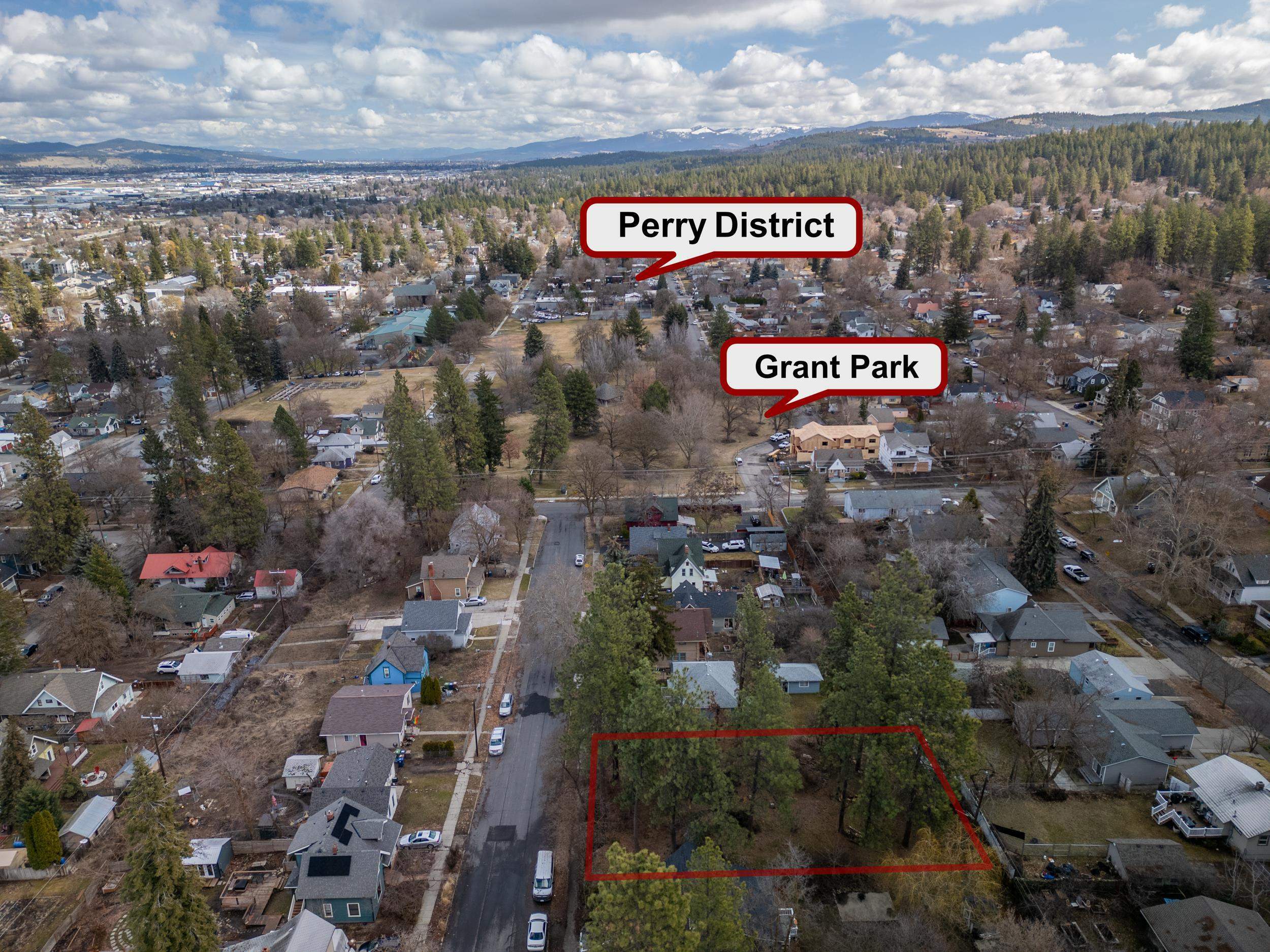 Property Photo: 928 E 10th Ave WA 99202