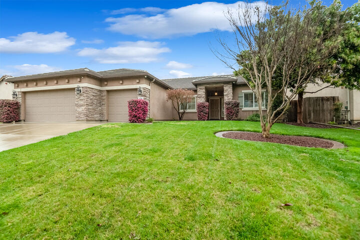 3724 N Sallee Street  Visalia CA 93291 photo