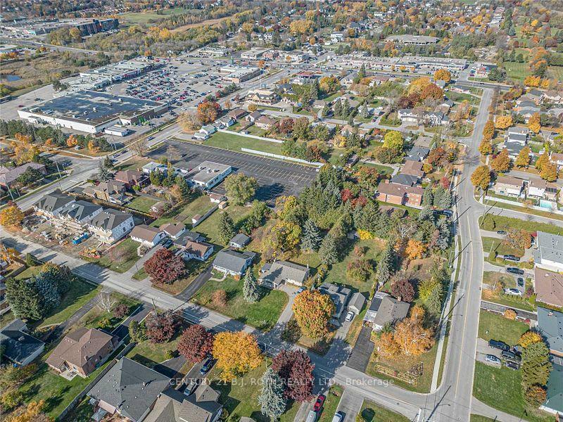 Photo de la propriété: 120 Northview Avenue ON L1N 2G7