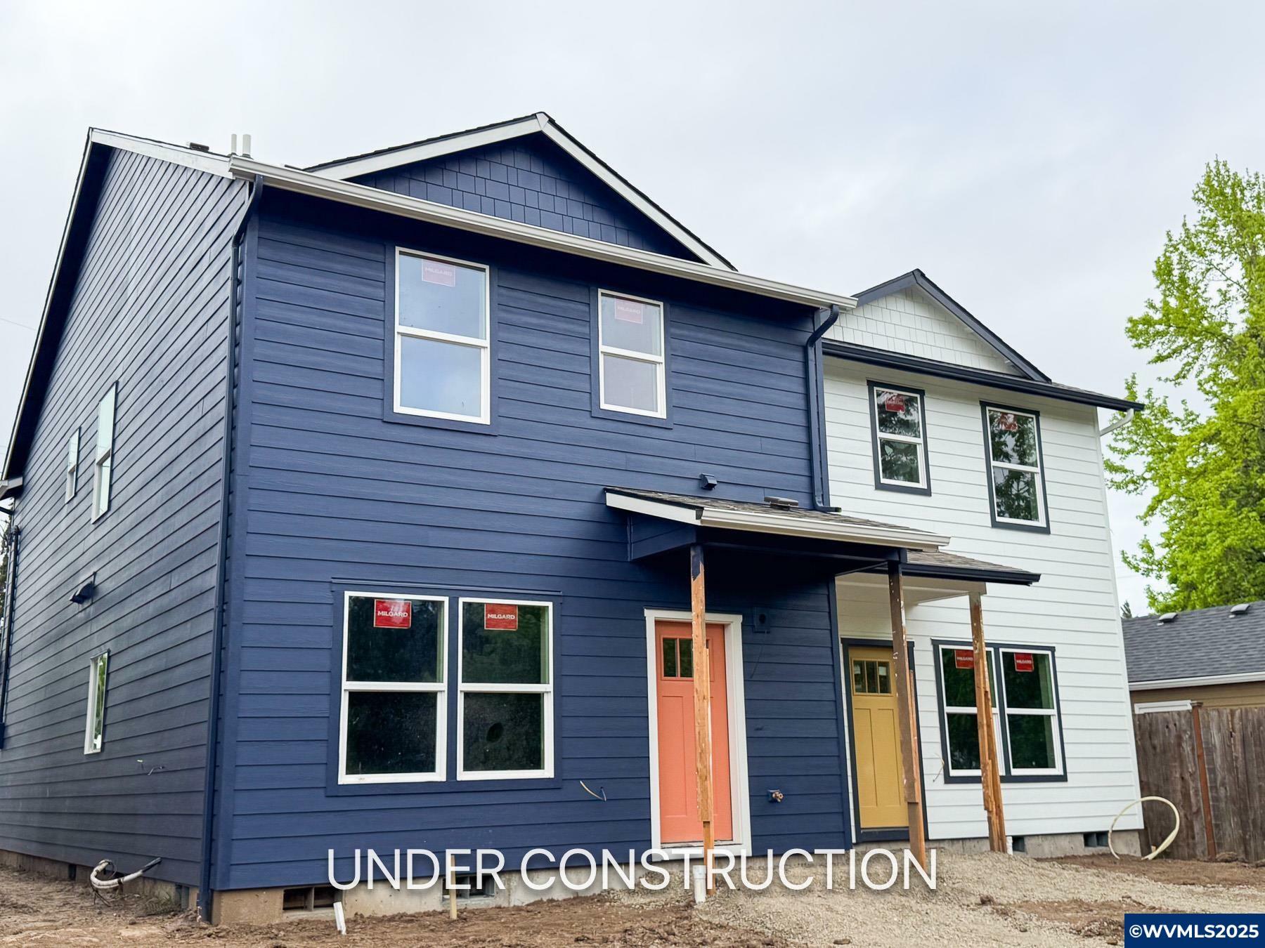 Property Photo: 1170 7th St NW OR 97304
