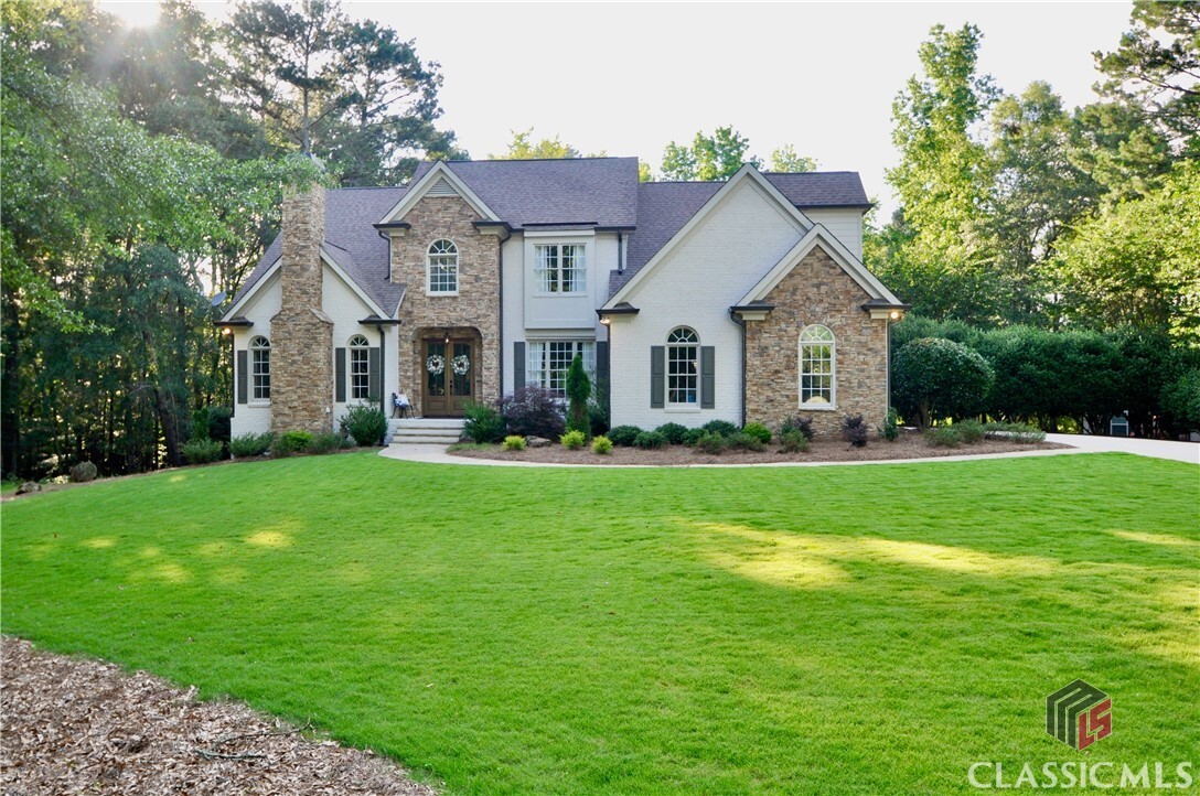 Property Photo: 1070 Lexington Court GA 30621