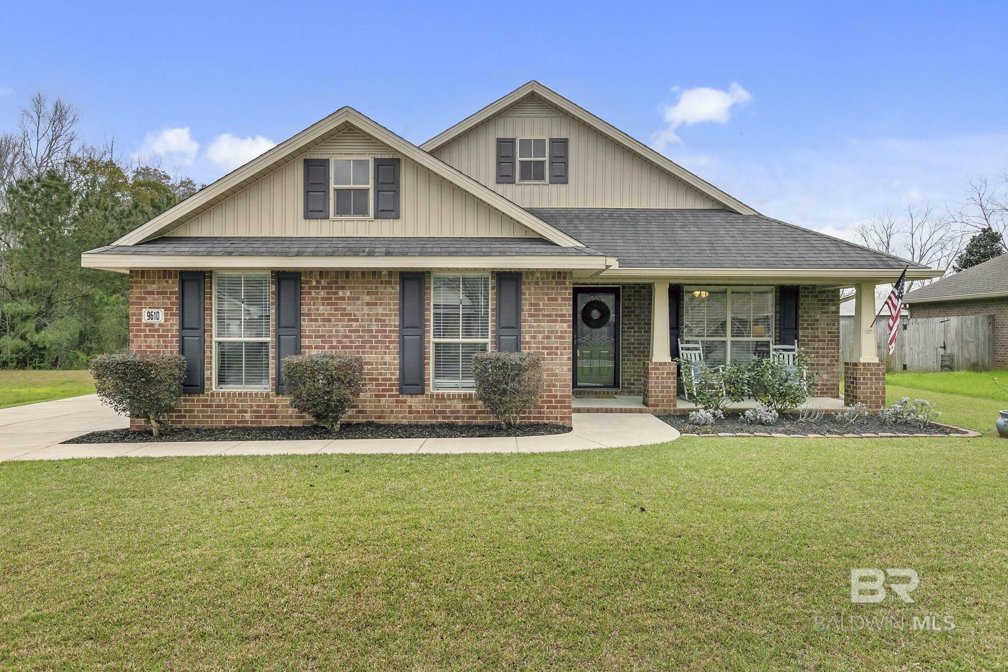 Property Photo: 9610 Woolrich Avenue AL 36532