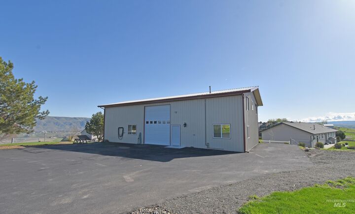 Property Photo:  2831 Scenic Hills Drive  WA 99403 