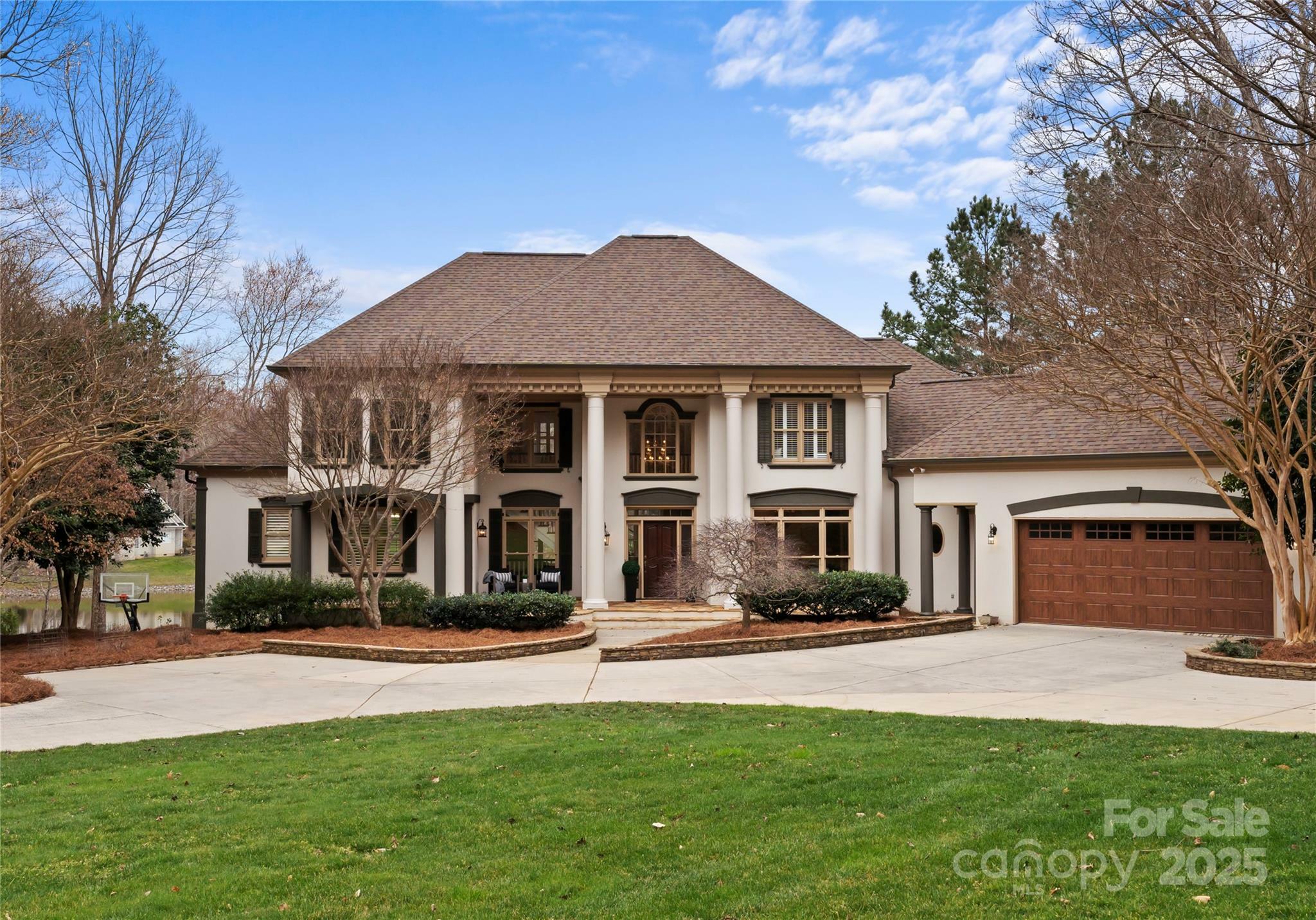 Property Photo:  706 Eagle Point Court  NC 28104 