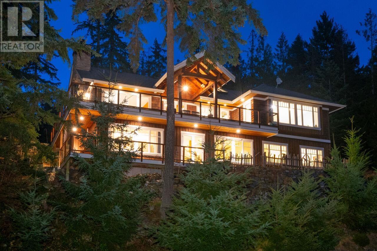 Property Photo: 1010 Cowan Point Drive BC V0N 1G2