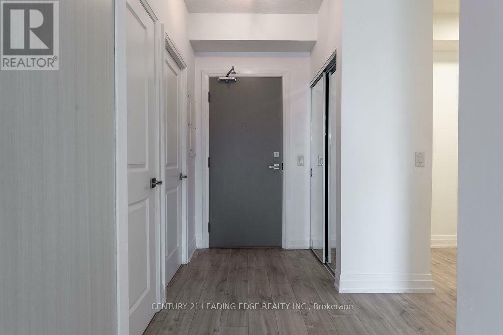 Property Photo: 591 Sheppard Avenue East 517 ON M2K 0G2