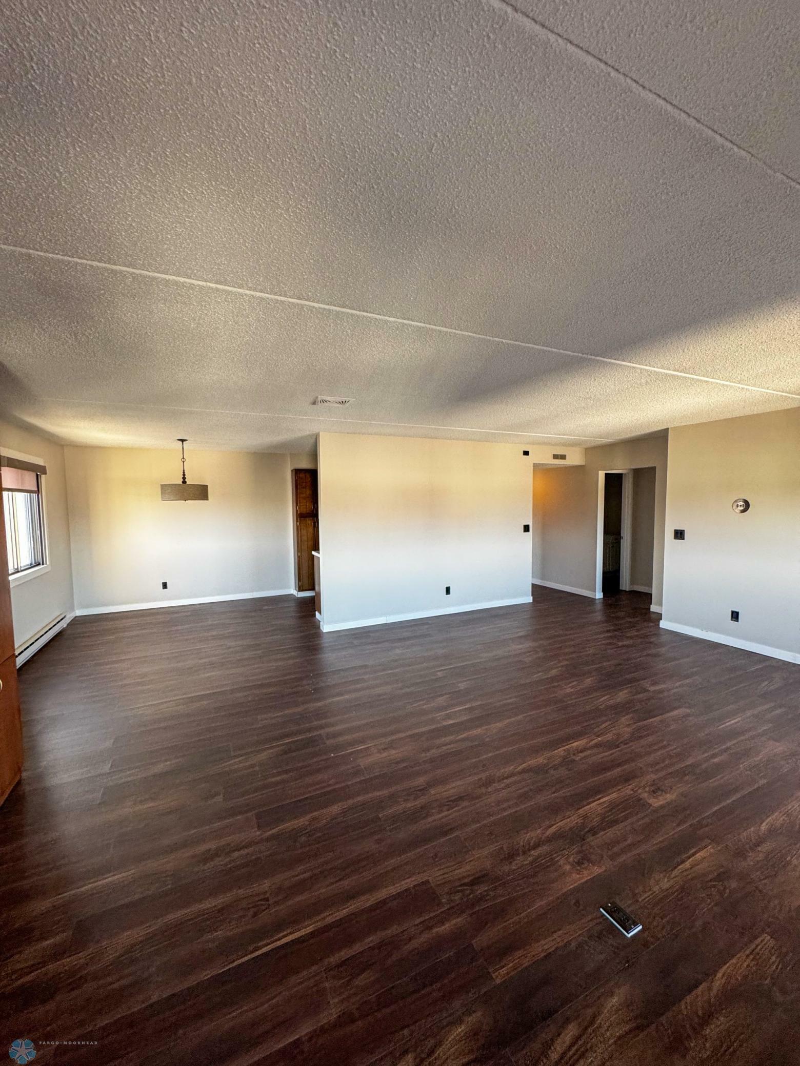 Property Photo: 1110 3rd Avenue N ND 58102