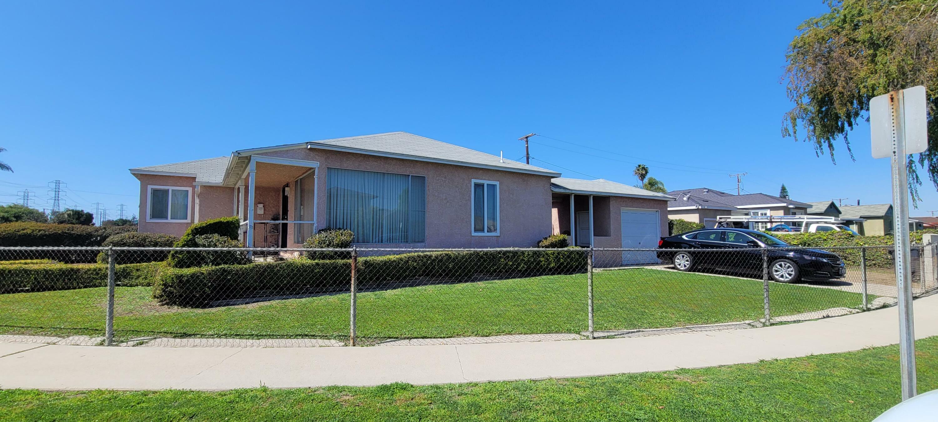 Property Photo: 1103 W Bennett Street CA 90220