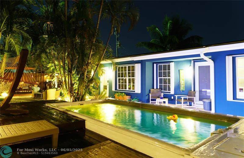 Property Photo: 925 NE 40th Street FL 33334
