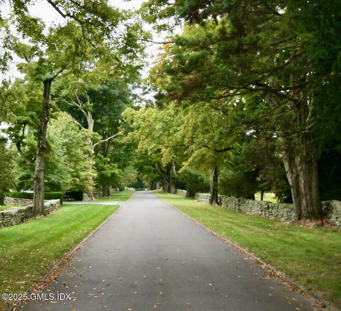 10 Cliffdale Road  Greenwich CT 06831 photo