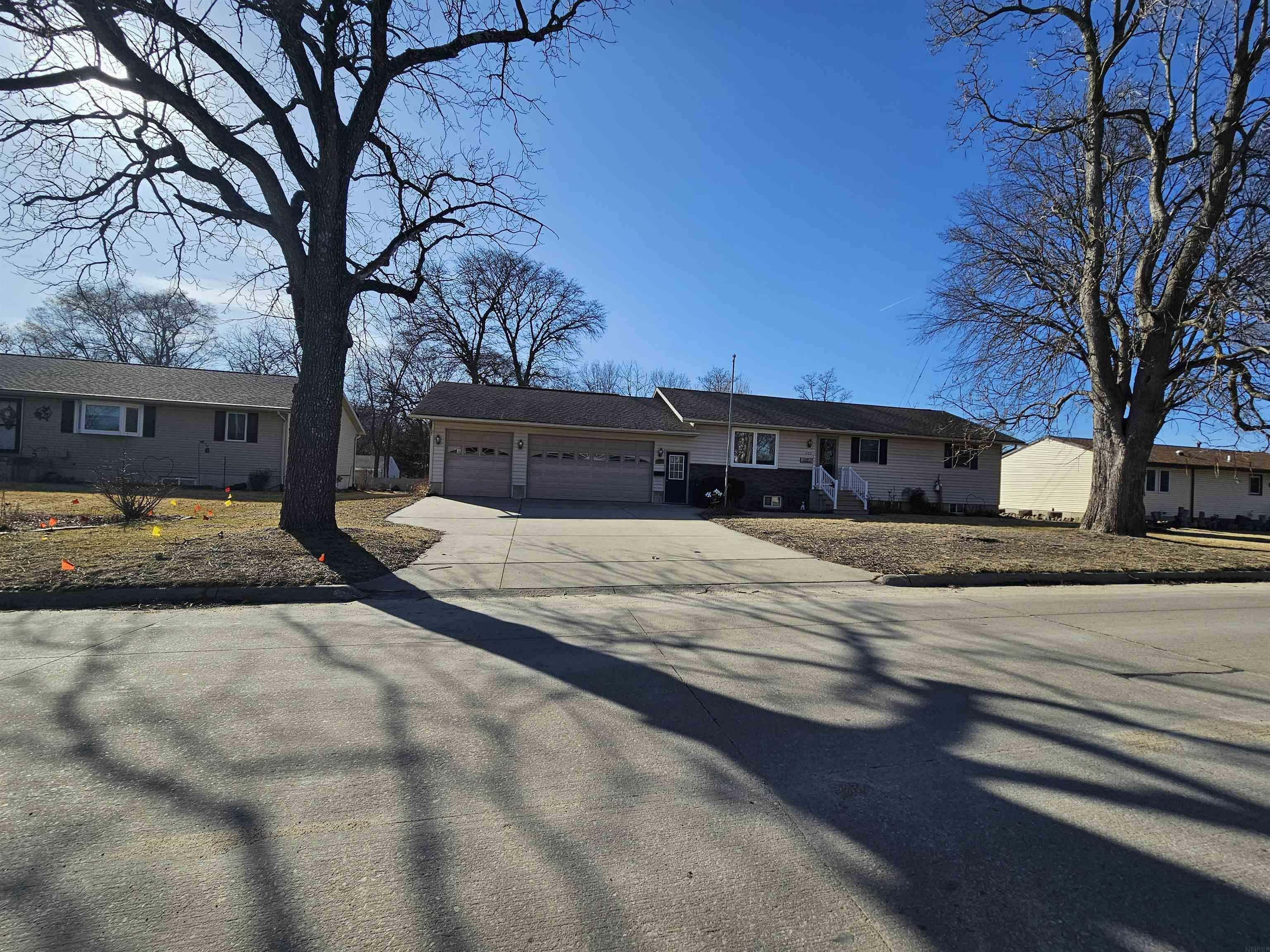 Property Photo:  920 McCoy Road  IA 50707 