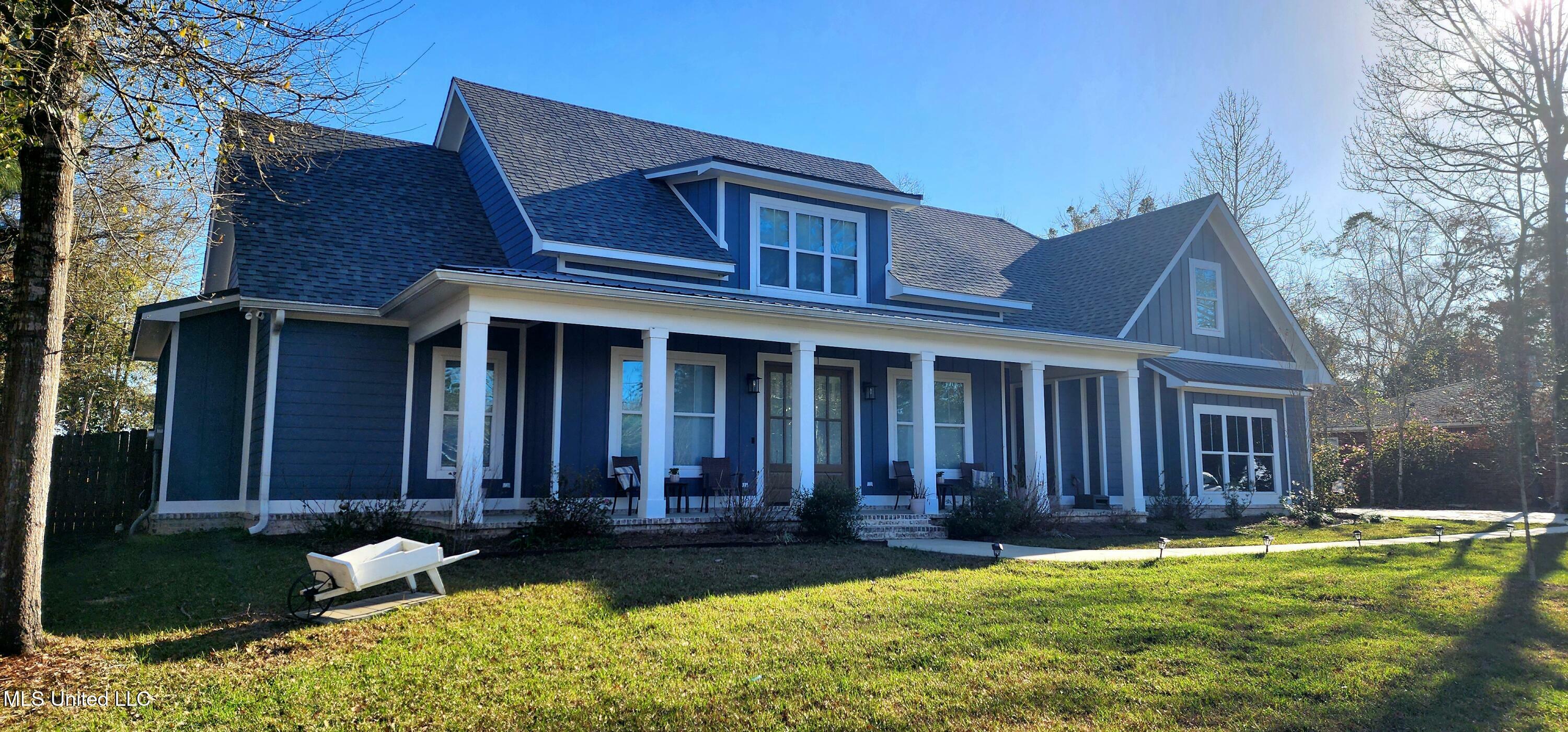 Property Photo: 9611 Laa La Way MS 39525