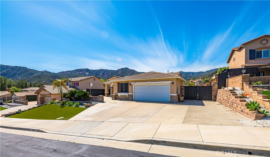 Property Photo:  30073 Olive Grove  CA 92530 