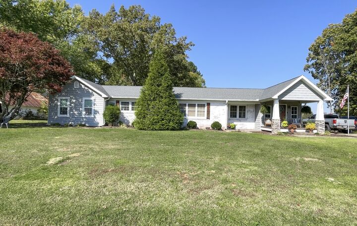 505 2nd Ave S  Loretto TN 38469 photo