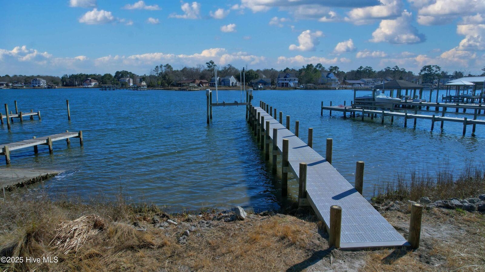 Property Photo:  390 Beacon Lane  NC 28460 