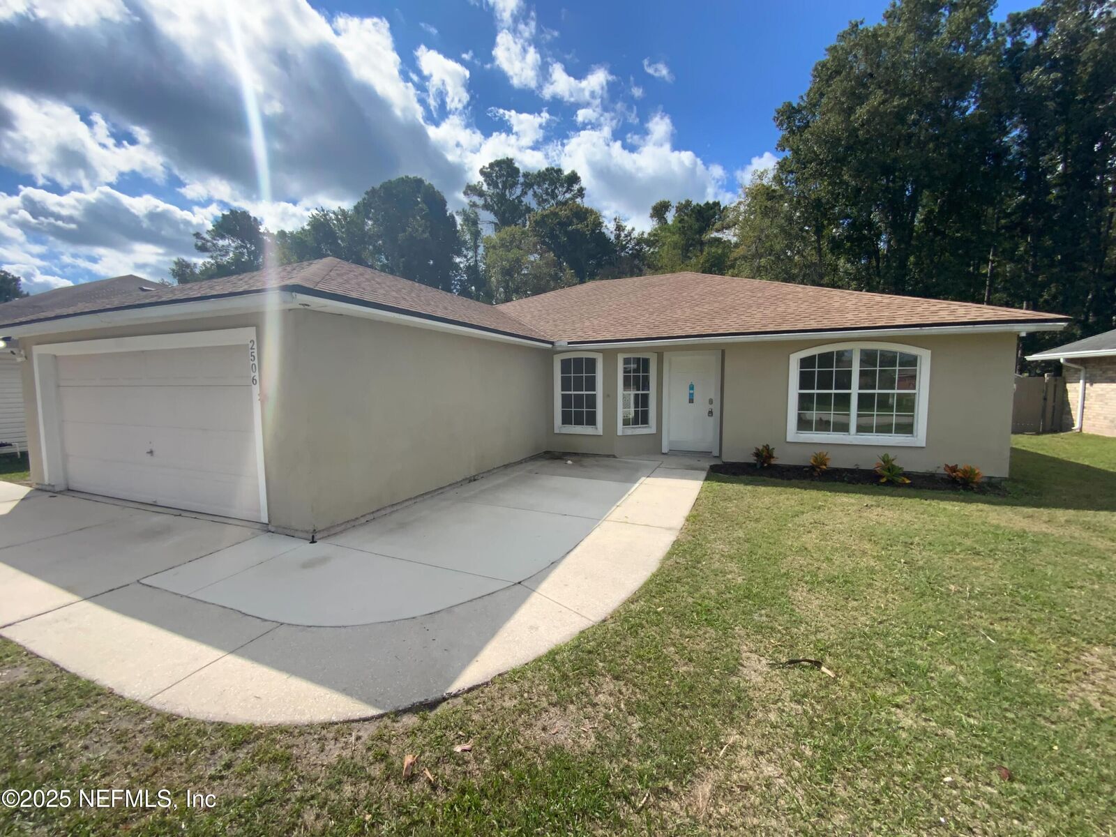 Property Photo:  2506 Shelby Creek Road W  FL 32221 
