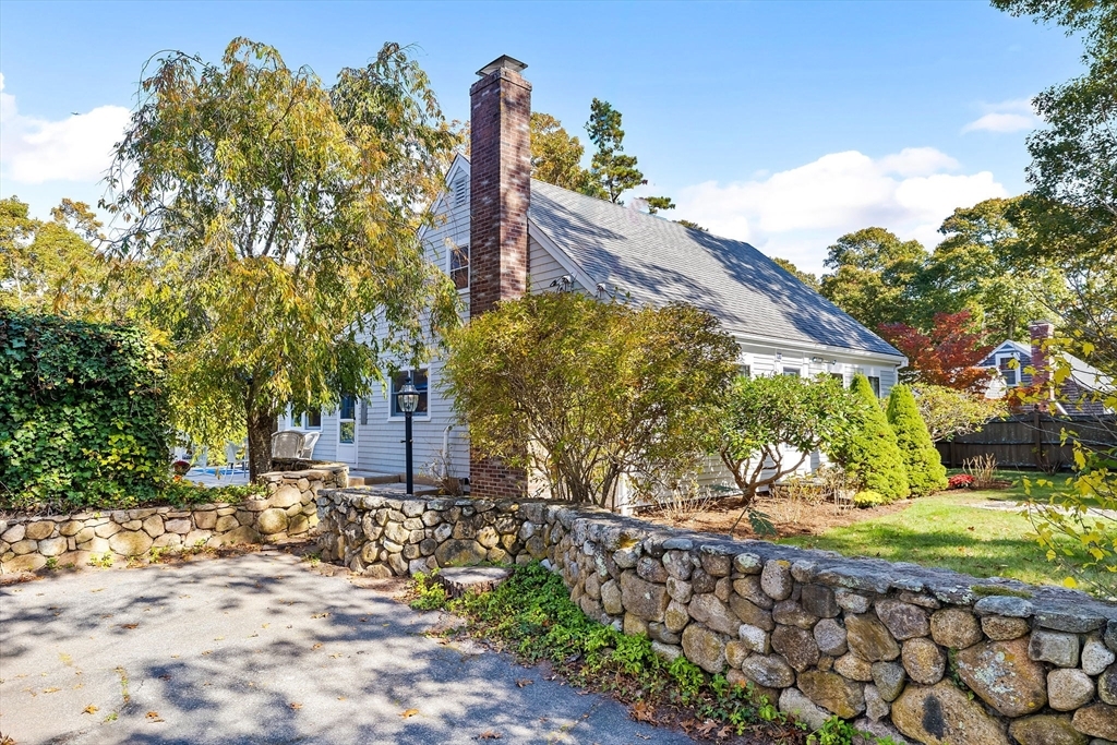 Property Photo:  42 Pine Bluff  MA 02631 