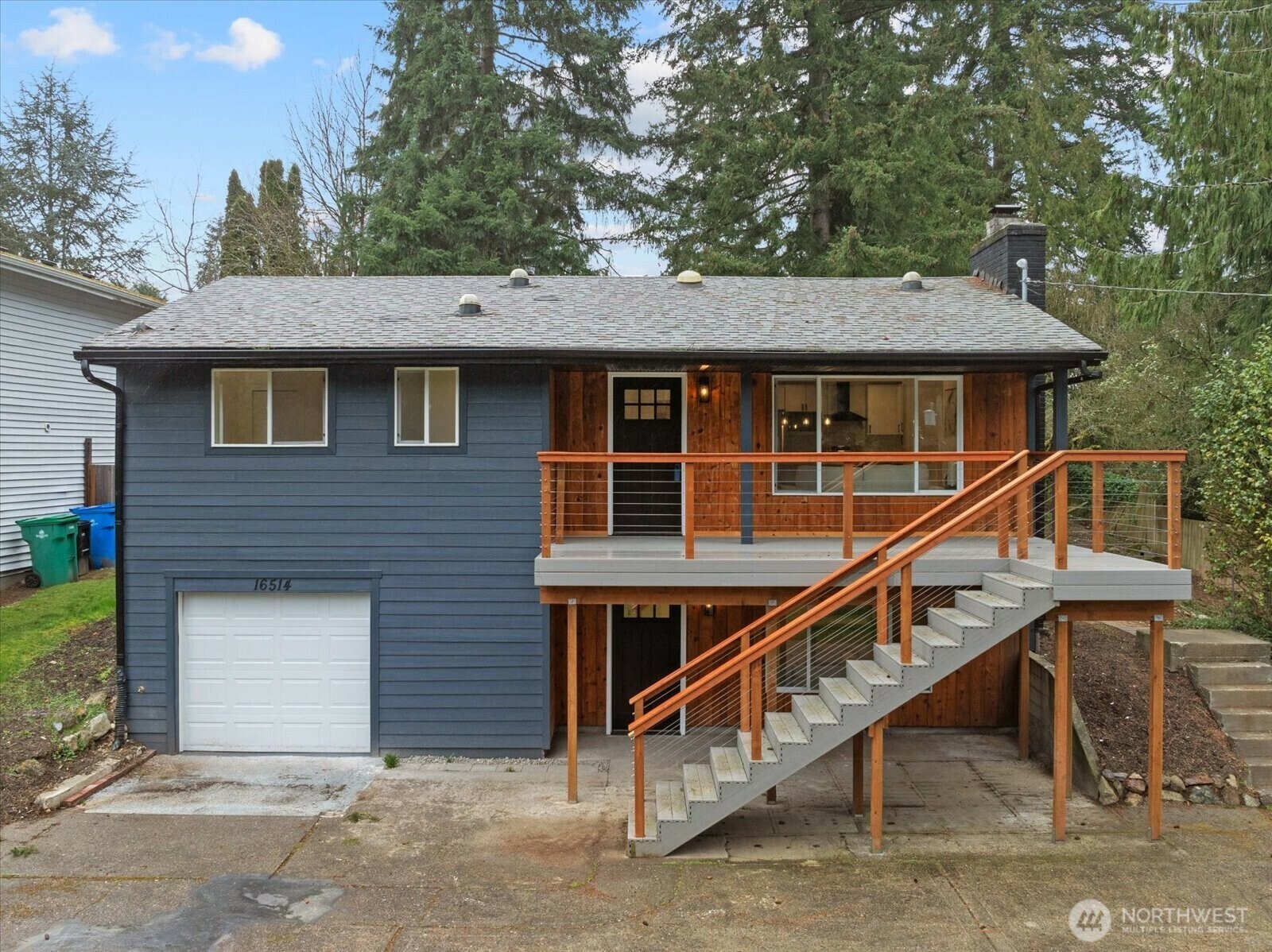 Property Photo:  16514  Wallingford Avenue N  WA 98133 