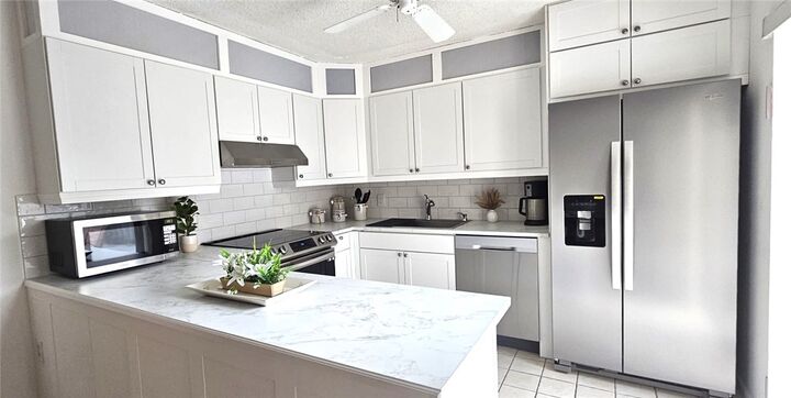 335 S Waverly Place 7A  Vero Beach FL 32960 photo