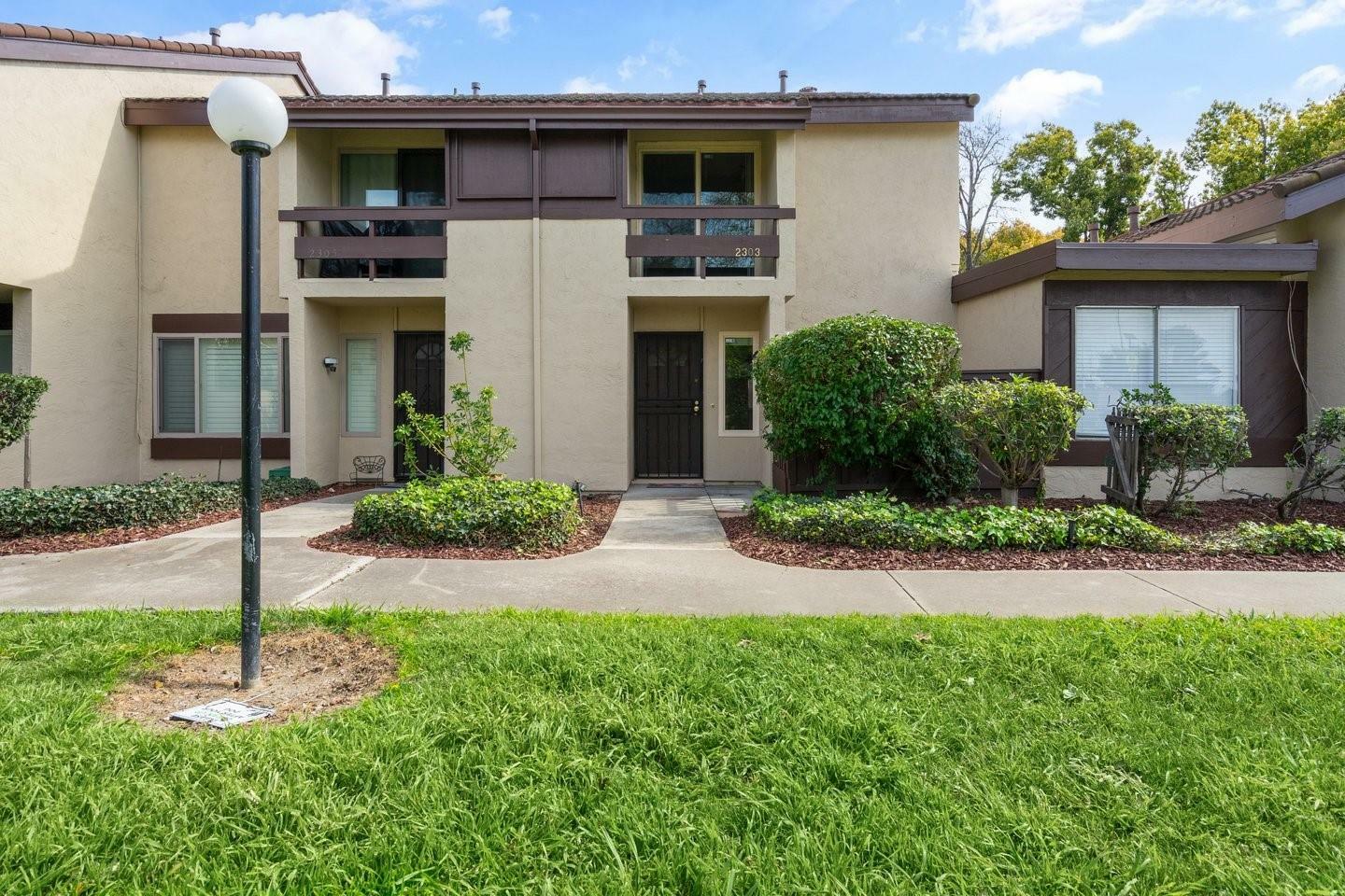 Property Photo: 2303 Meadowmont Drive CA 95133