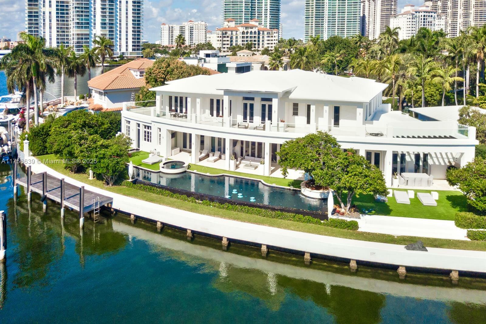 Property Photo:  142 S Island  FL 33160 