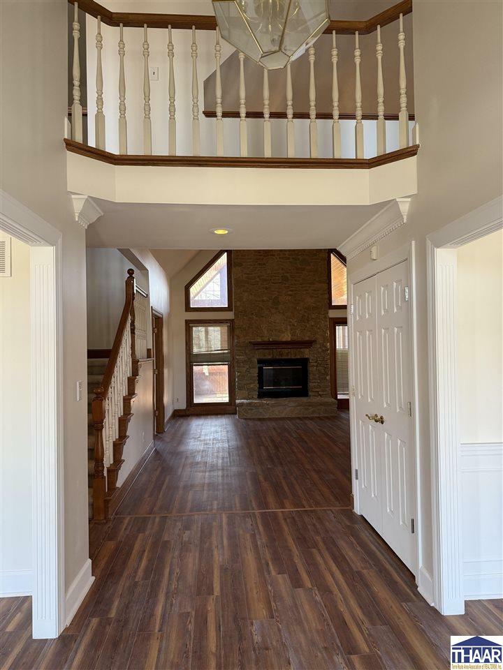 Property Photo:  228 Piccadilly Court  IN 47803 