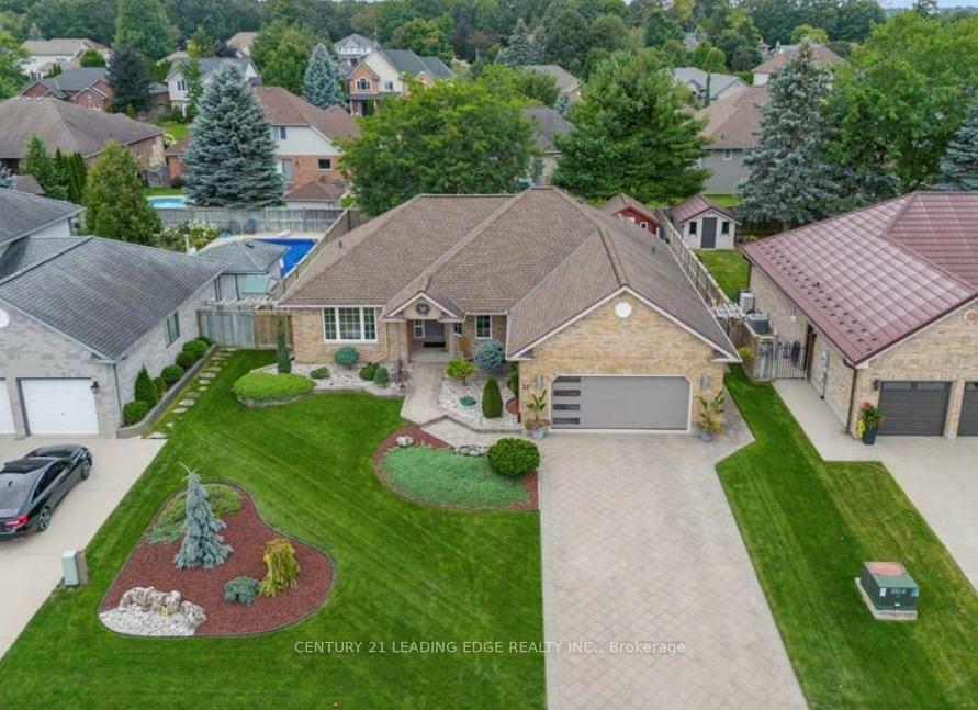 Photo de la propriété:  57 Parkview Drive  ON N0L 1G2 