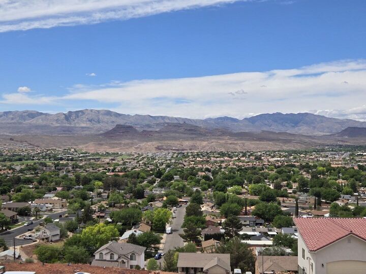 Property Photo:  588 N 950 Cir W 38  UT 84770 