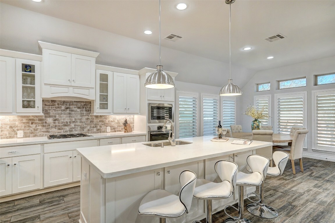 Property Photo: 1232 Lakeside Ranch Road TX 78633