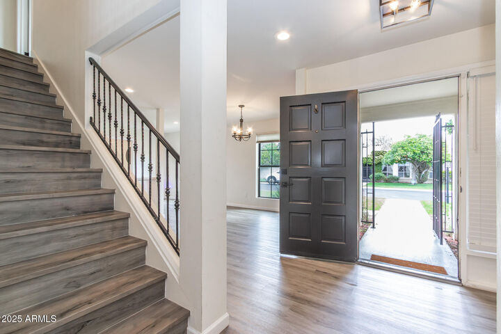 Property Photo:  1327 W Glendale Avenue  AZ 85021 