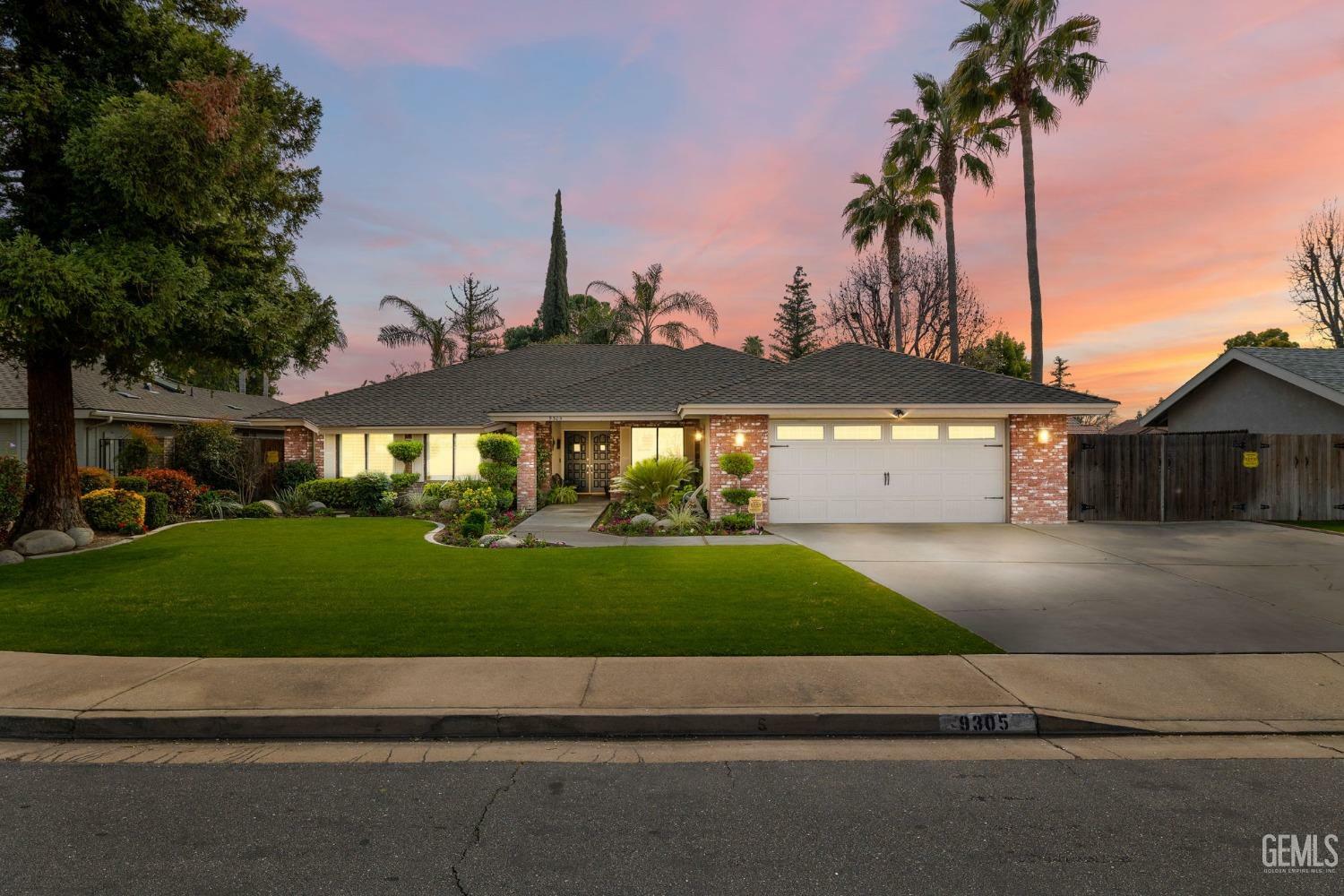 9305 Laurel Oak Way  Bakersfield CA 93311 photo
