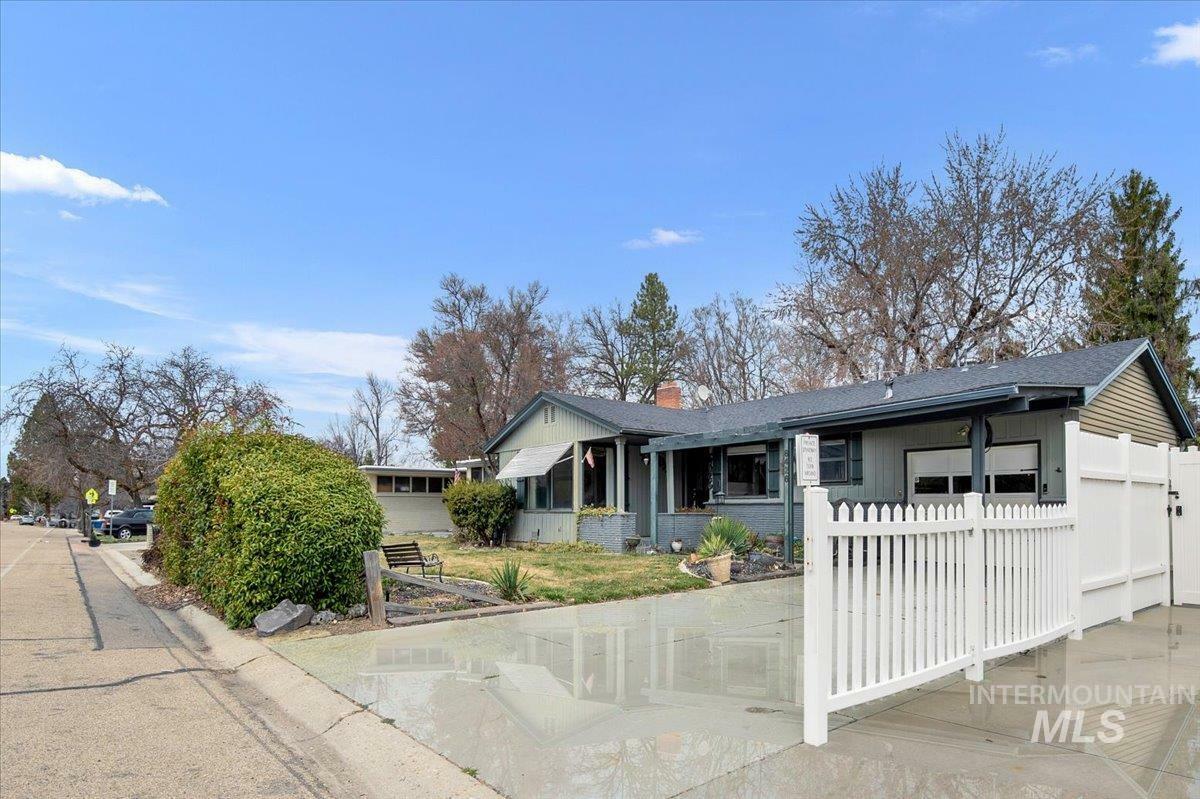 Property Photo: 6426 W. Fairfield Ave ID 83709