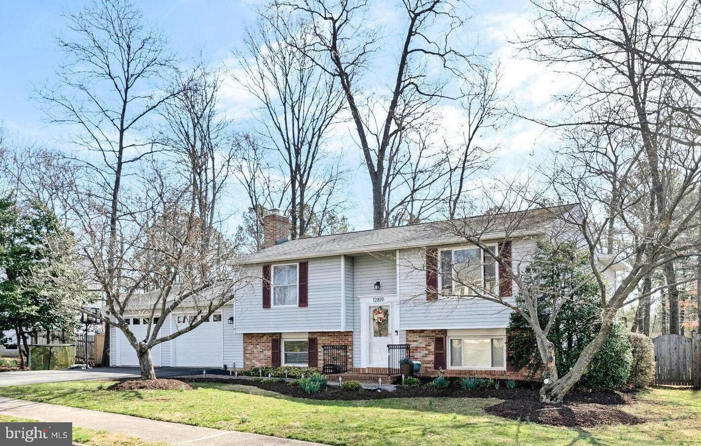 Property Photo: 12819 Framingham Court VA 20171