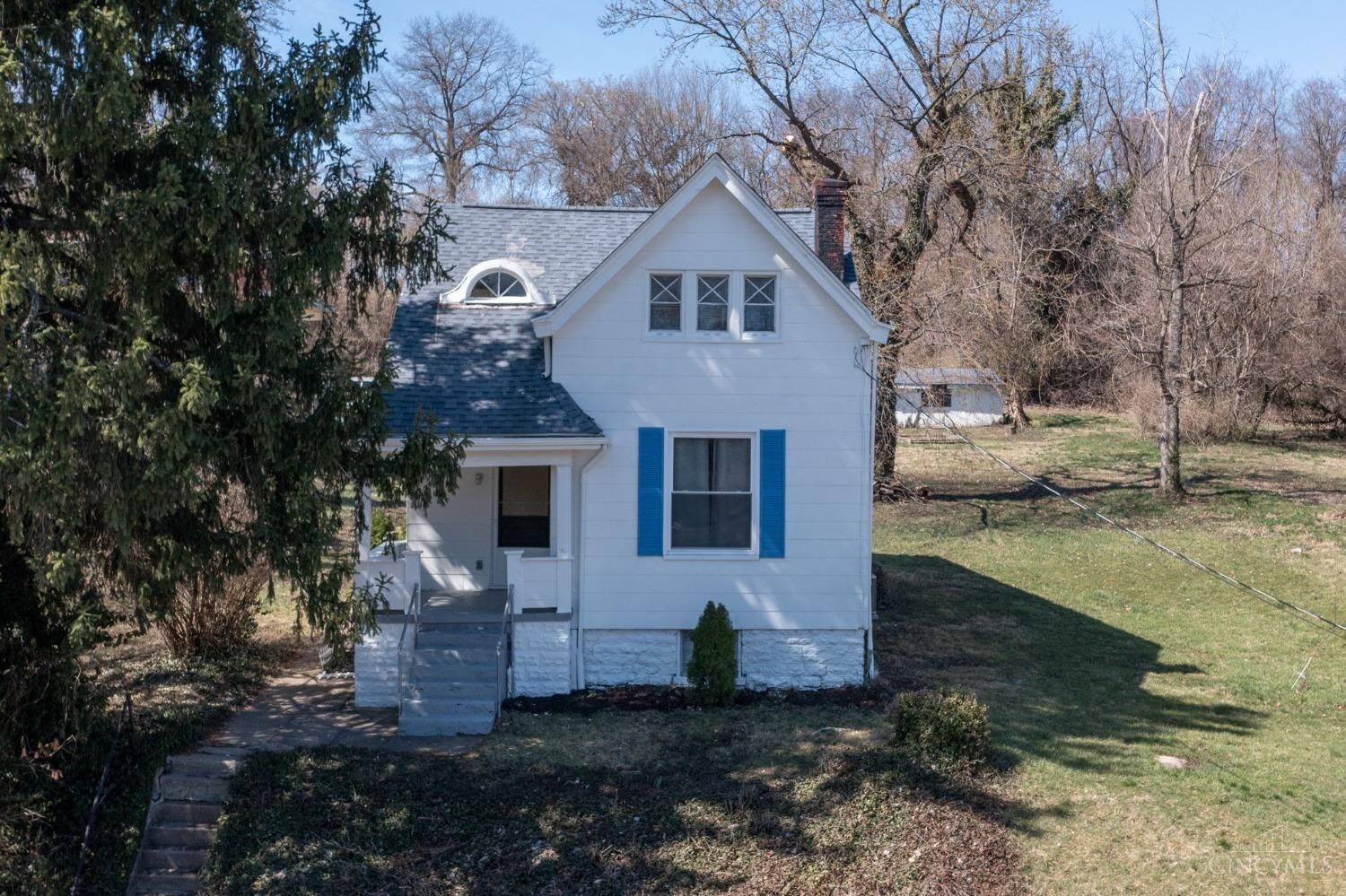 Property Photo:  3877 Vine Street  OH 45217 