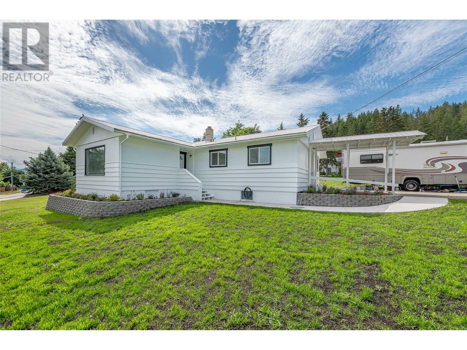 Property Photo: 174 Salmon Arm Drive BC V0E 1V1