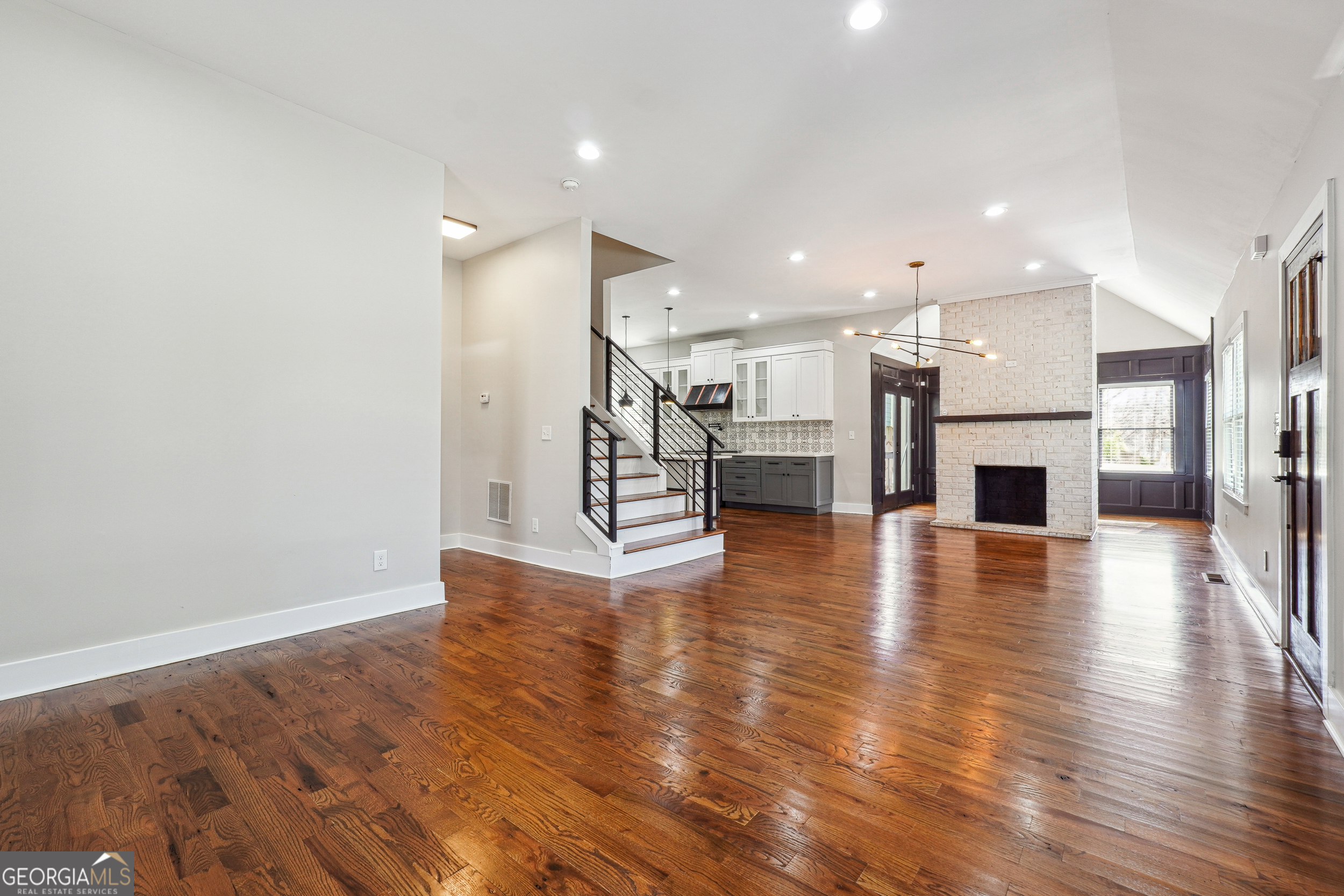 Property Photo:  1549 Beecher Street SW  GA 30310 