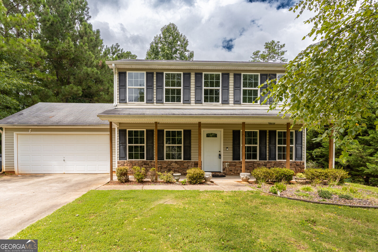 Property Photo: 25 Shadowbrook Court GA 30016
