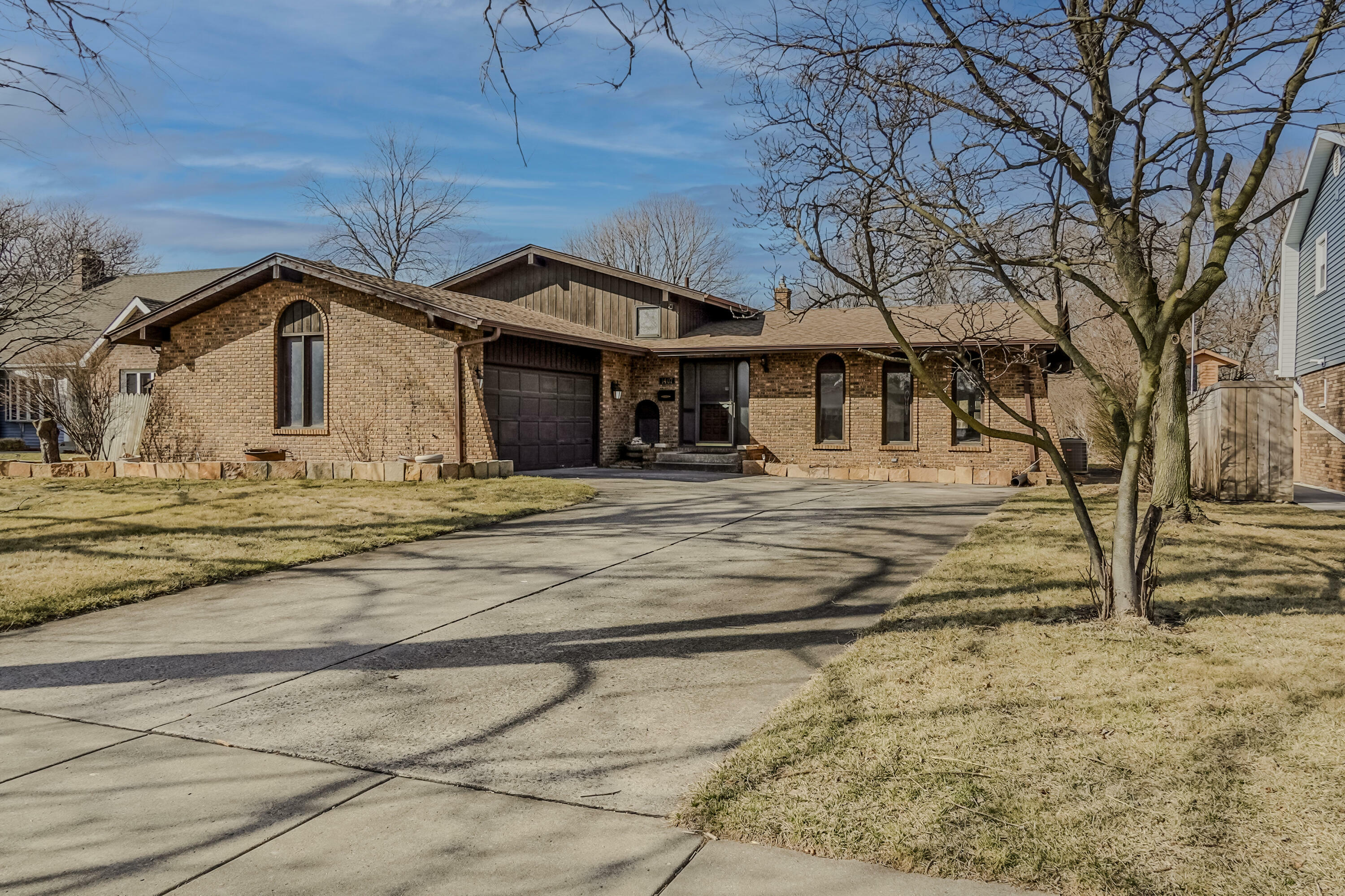 Property Photo:  1407 Oriole Drive  IN 46321 