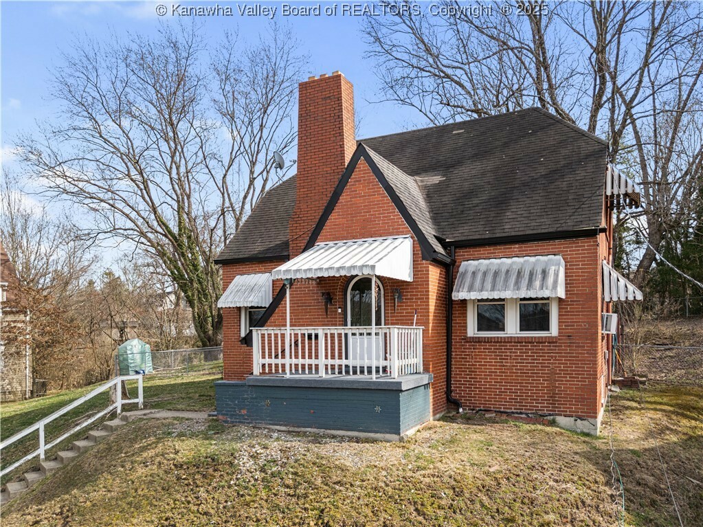 Property Photo:  418 Elm Street  WV 25303 