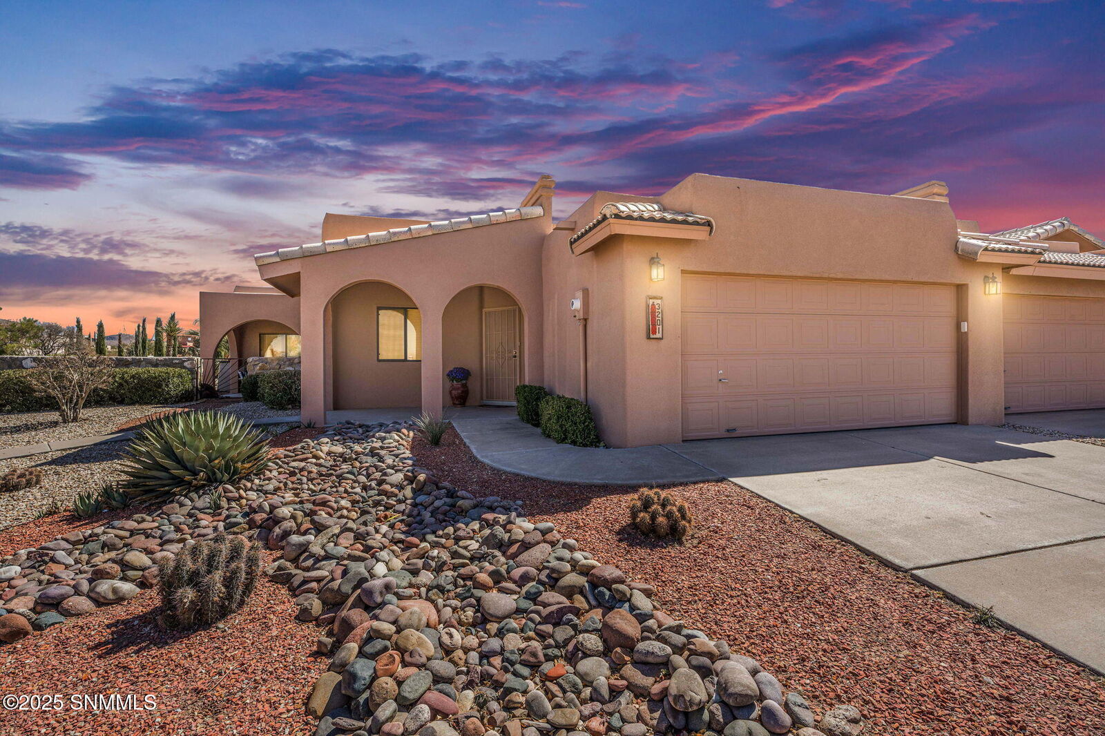 Property Photo:  3201 Athenian Way  NM 88011 