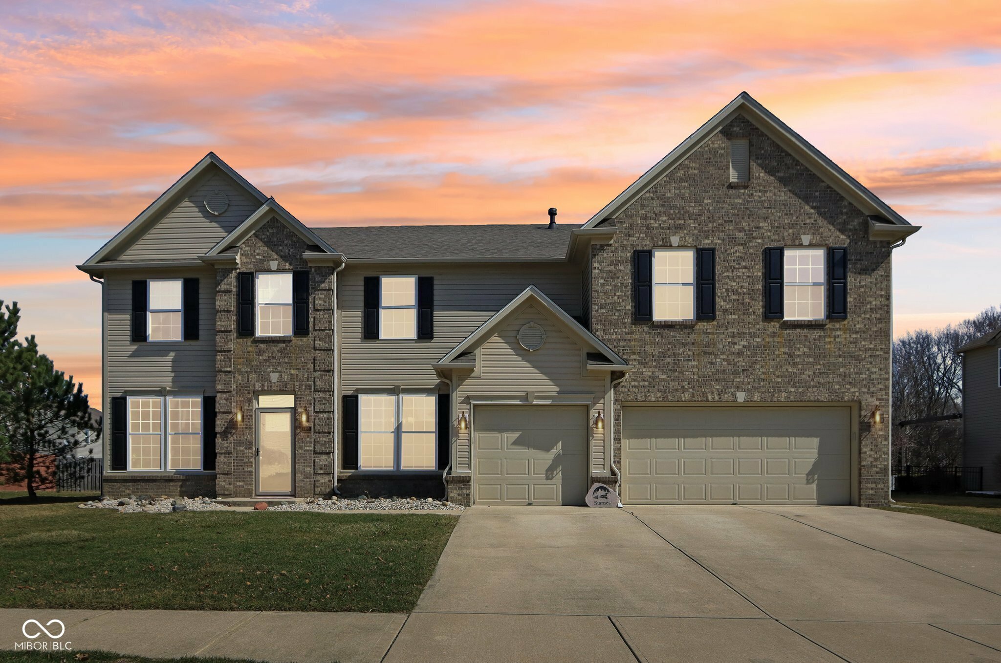 1395 Labrot Court  Avon IN 46123 photo
