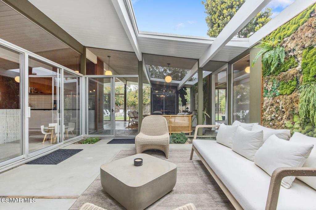 Property Photo: 1553 Stoddard Avenue CA 91360
